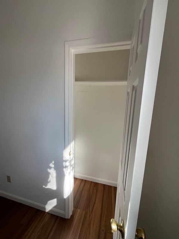 388 Prescott St - Photo 3 of 7