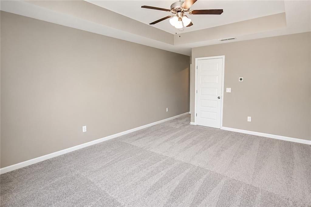 100 Squarewood Ln - Photo 7 of 17