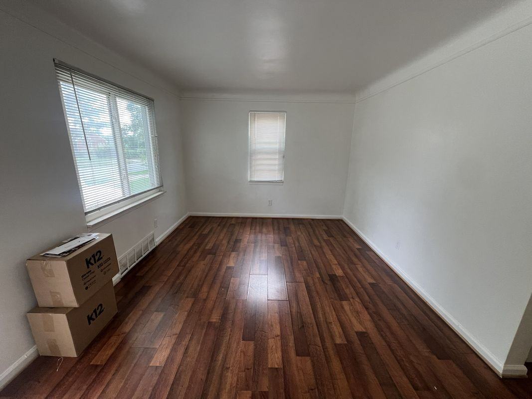 5745 Radnor St - Photo 6 of 17