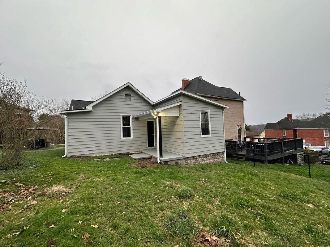 311 Leona Ct - Photo 7 of 8