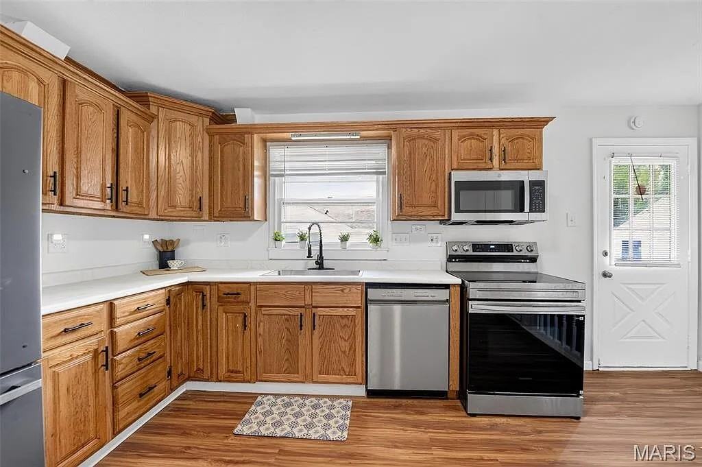 9984 Duke Dr #009 - Photo 2 of 17