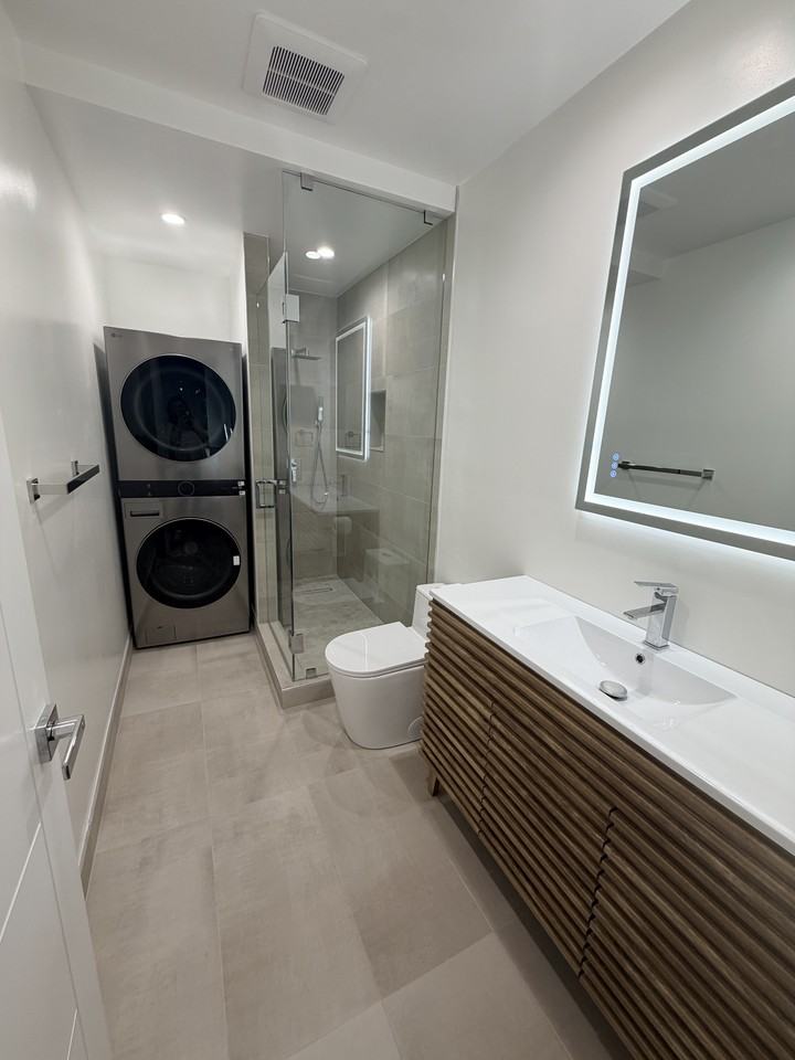 725 W California Ave - Photo 5 of 12