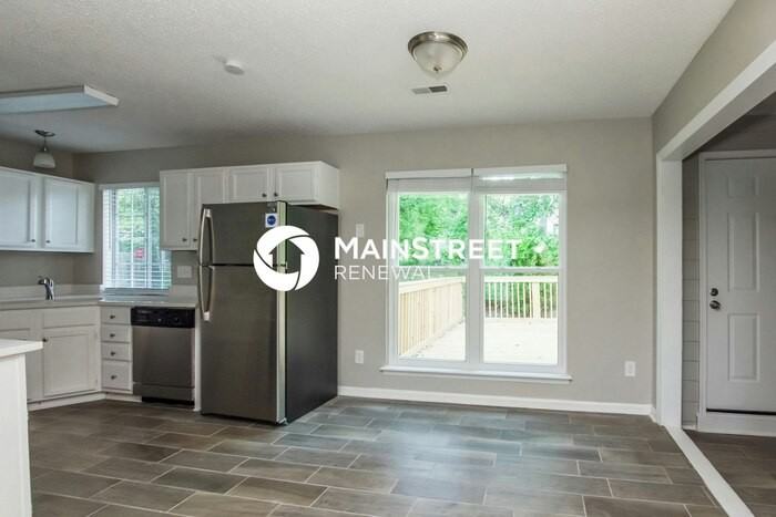 8834 Royal Scot Ln - Photo 6 of 16