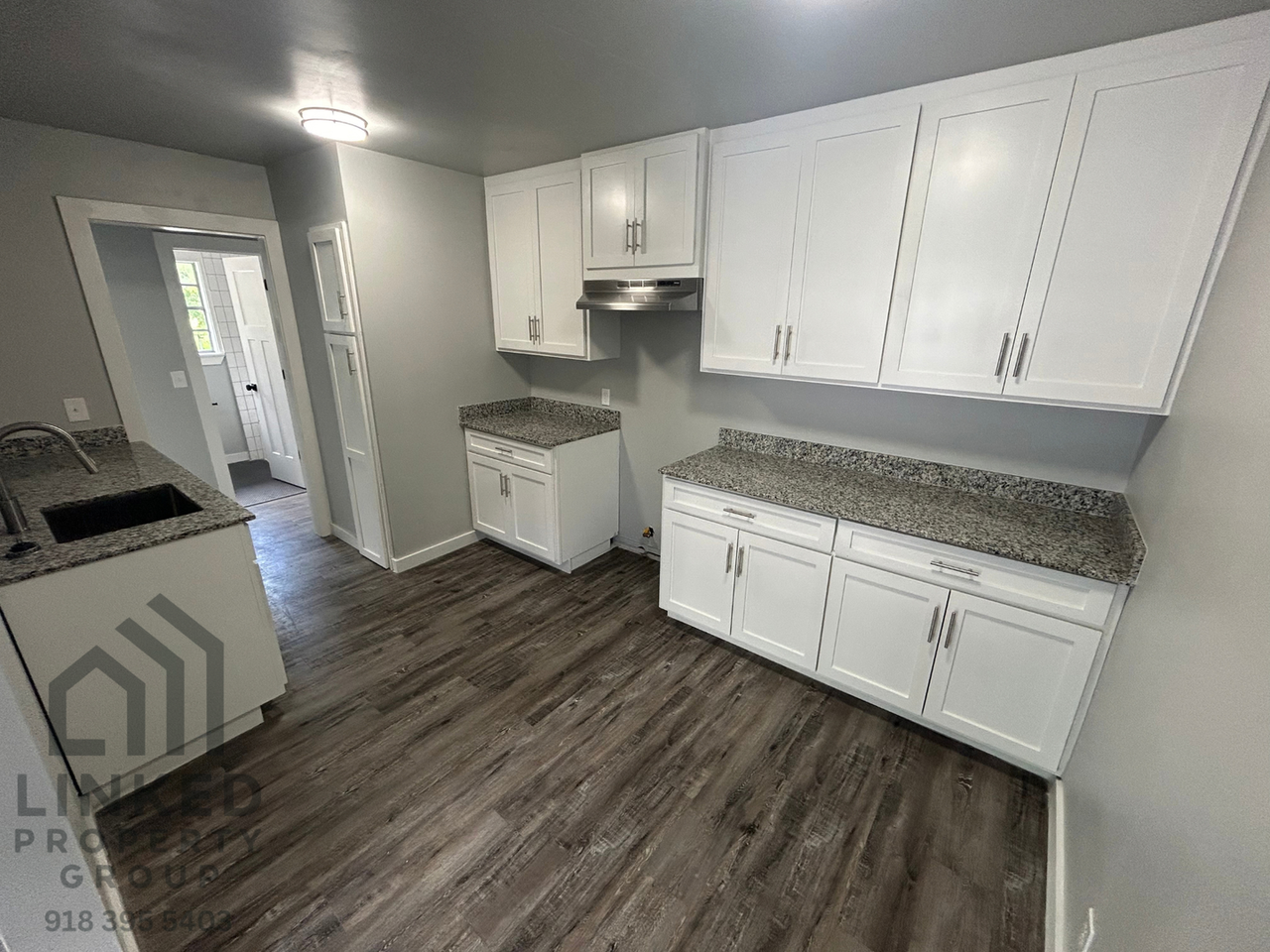 3326 E Marshal Apartments - Photo 6 of 13