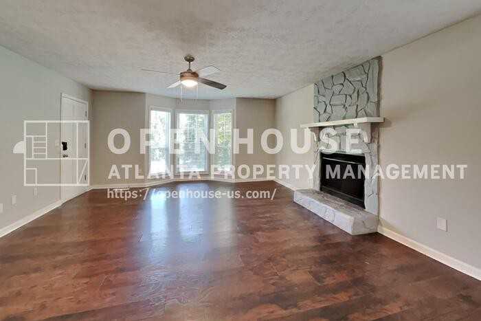2968 Rolling Green Rdg - Photo 4 of 20