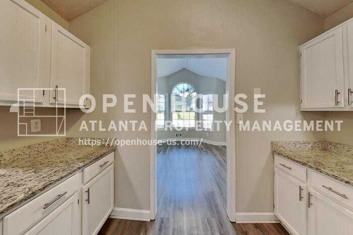 4049 Evelyn Dr - Photo 7 of 23