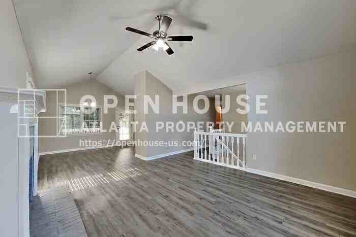 145 Loxley Ct - Photo 4 of 23