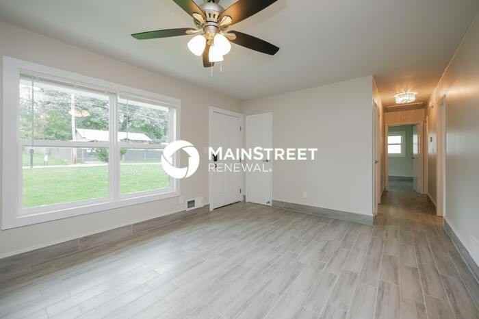 8335 Marlborough Dr - Photo 4 of 16