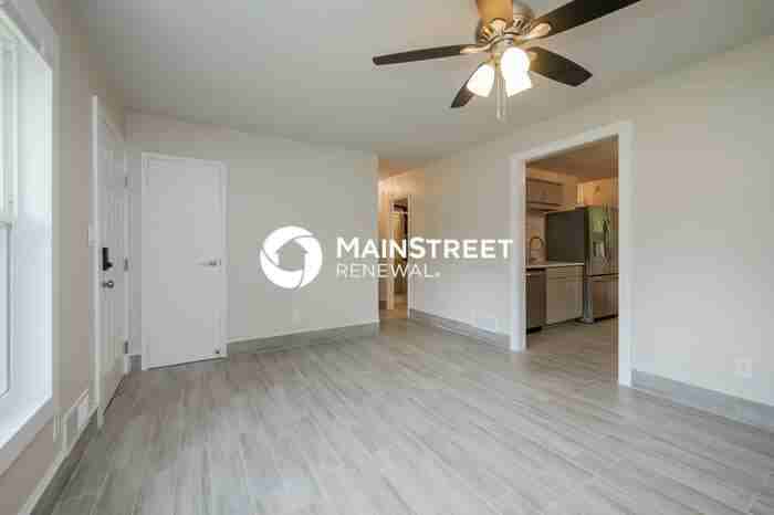 8335 Marlborough Dr - Photo 5 of 16