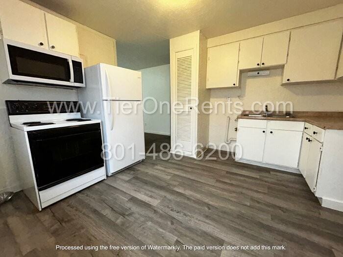 3087 S 8850 W #3087 - Photo 4 of 12