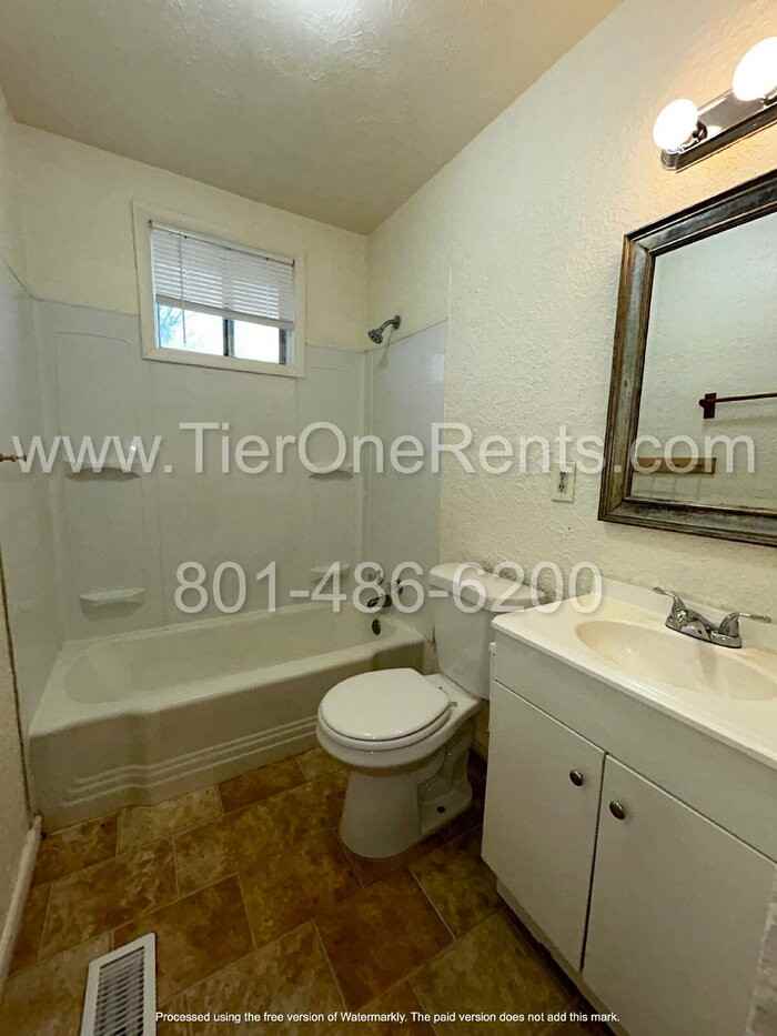3087 S 8850 W #3087 - Photo 7 of 12
