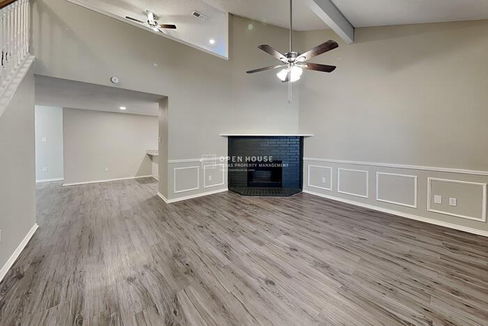 8820 Quarry Cir - Photo 4 of 25
