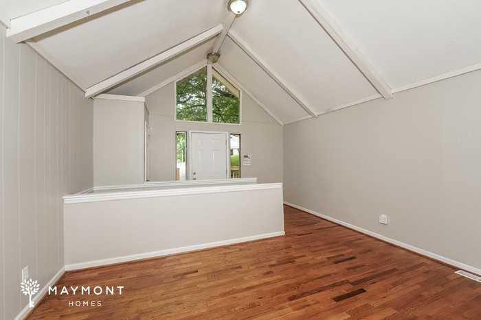1621 Sonia Dr - Photo 7 of 16