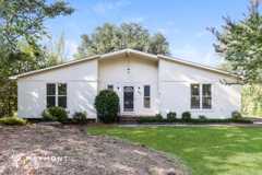 304 E Wynngate Dr - Photo 1 of 1
