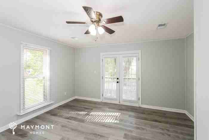 304 E Wynngate Dr - Photo 5 of 12