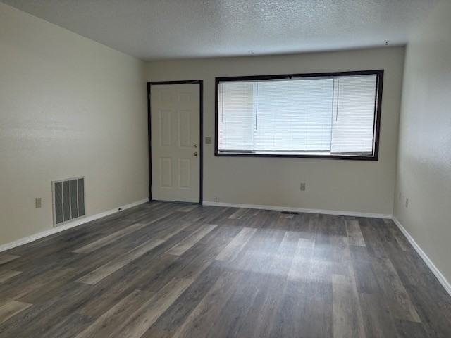 1524 S Reserve St #2 - Photo 5 of 17