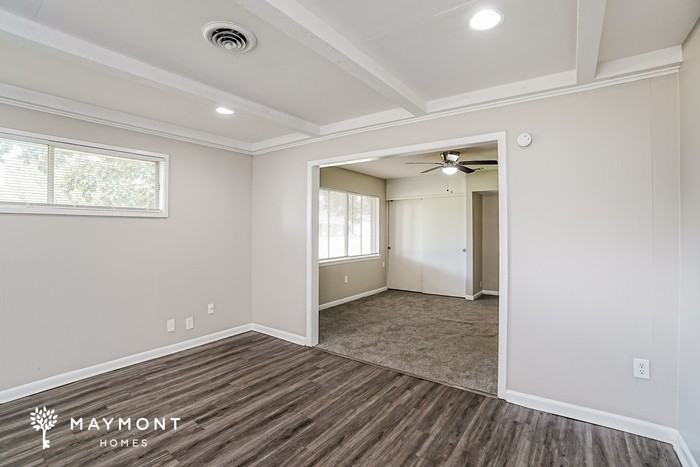 1342 Springdale Dr - Photo 7 of 12