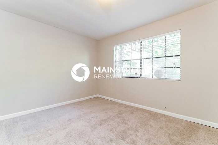 468 Paxton Pl - Photo 7 of 15