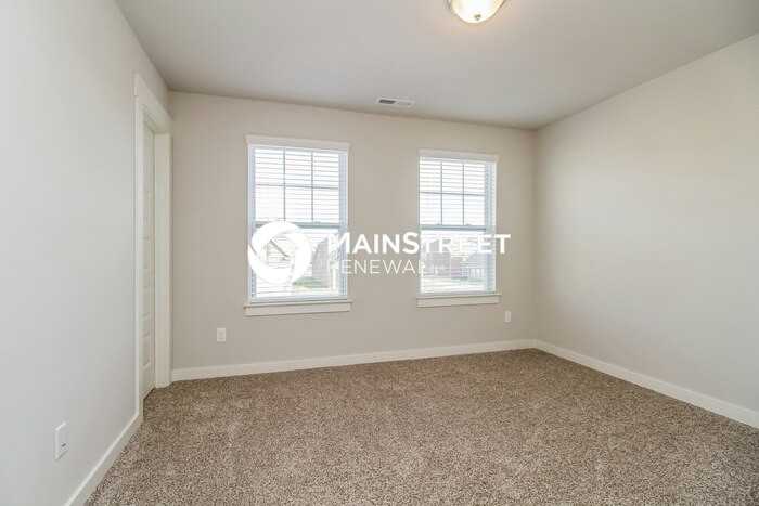 818 Yakima Way - Photo 6 of 15