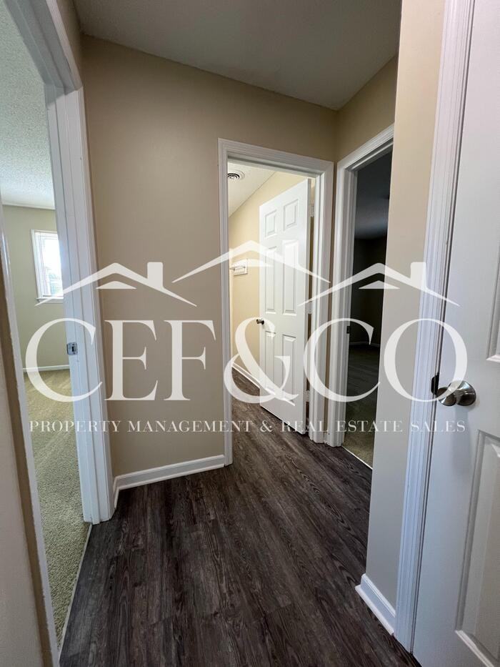 7932 Valley Falls Rd - Photo 6 of 12