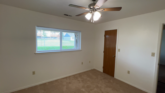 272 Dunn Ct - Photo 6 of 7