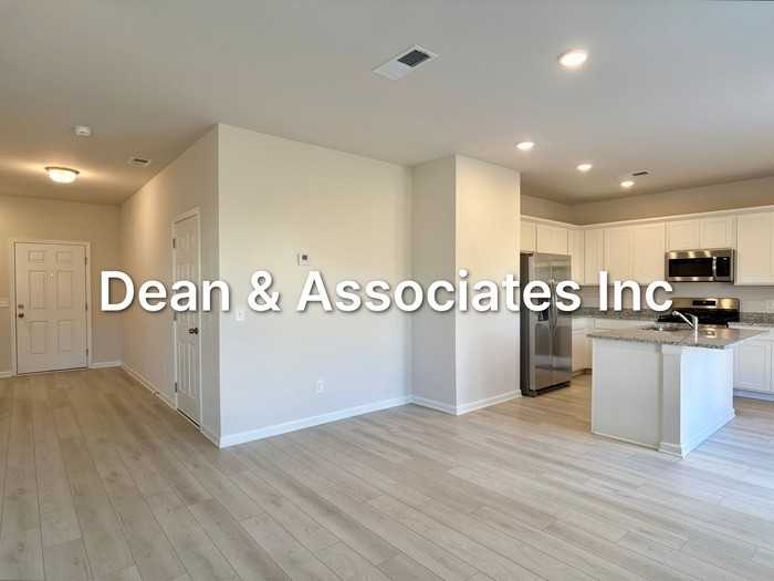608 Pine Valley Trl - Photo 3 of 17