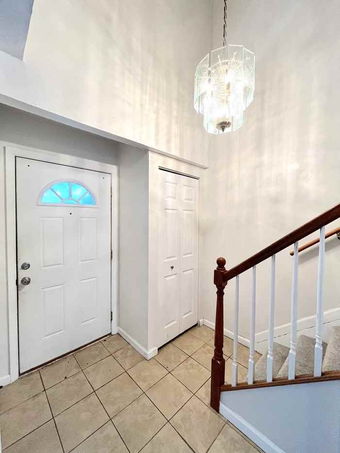 5611 Morningside Ct - Photo 3 of 24