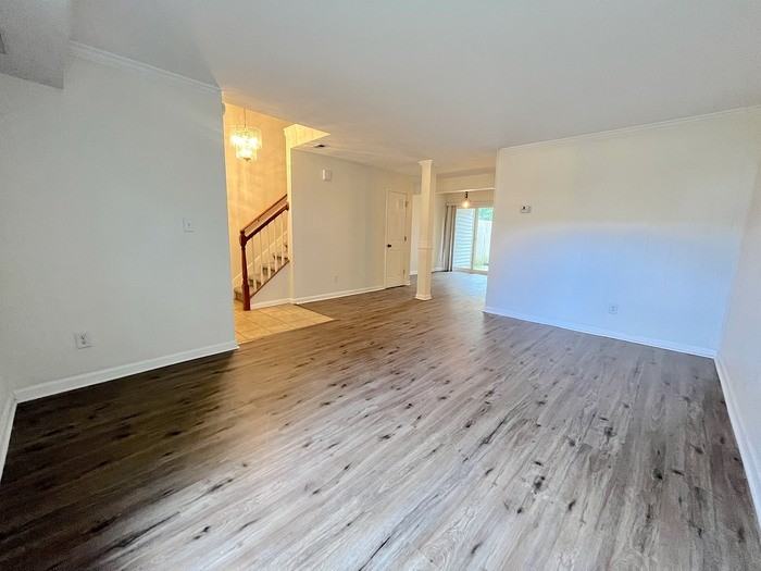 5611 Morningside Ct - Photo 5 of 24
