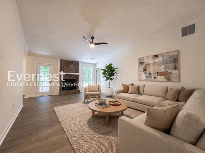 10164 Wooten Rd - Photo 3 of 22