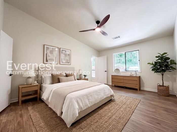 10164 Wooten Rd - Photo 5 of 22