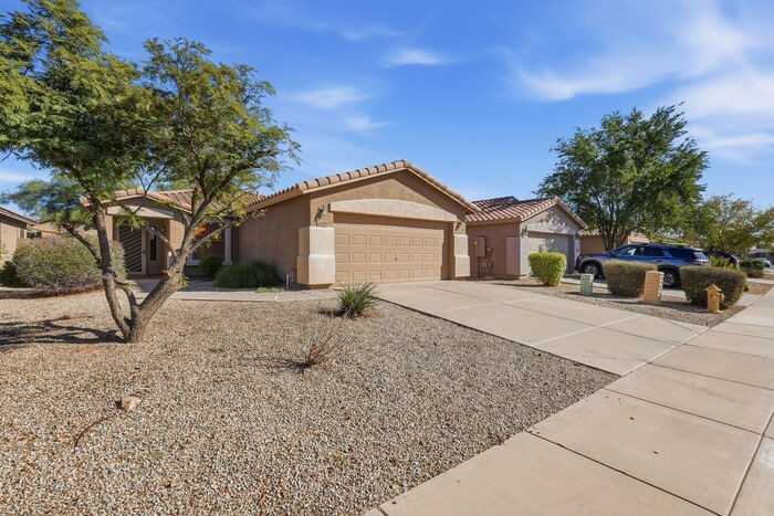 43756 W Rio Grande Dr - Photo 2 of 25