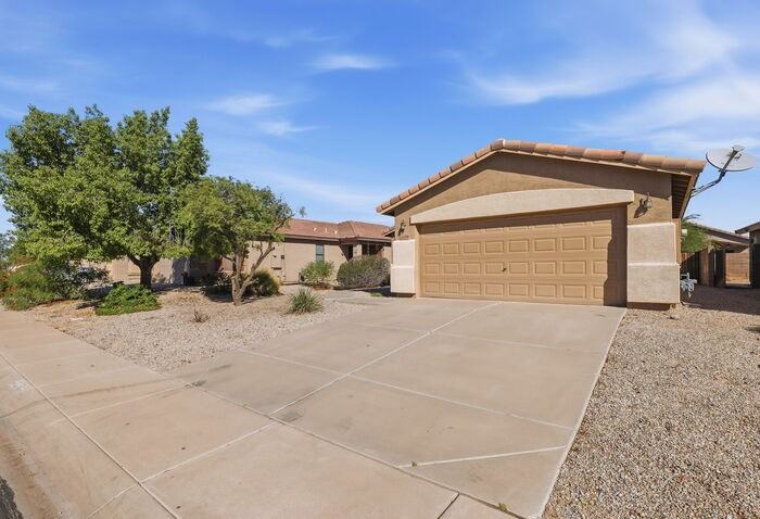 43756 W Rio Grande Dr - Photo 3 of 25
