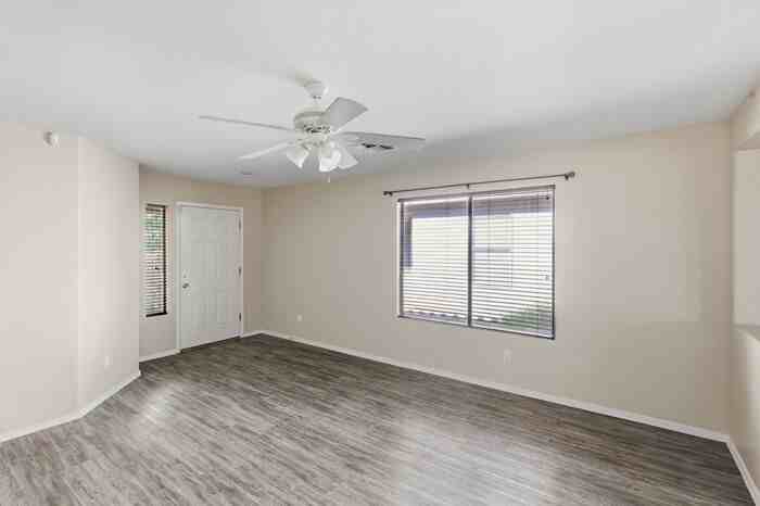 43756 W Rio Grande Dr - Photo 4 of 25