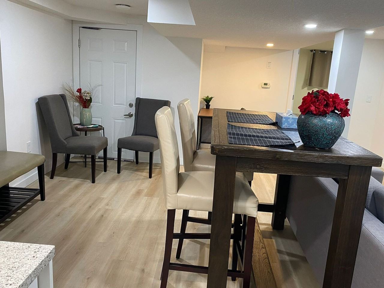 2807 1 Ave Nw - Photo 2 of 6
