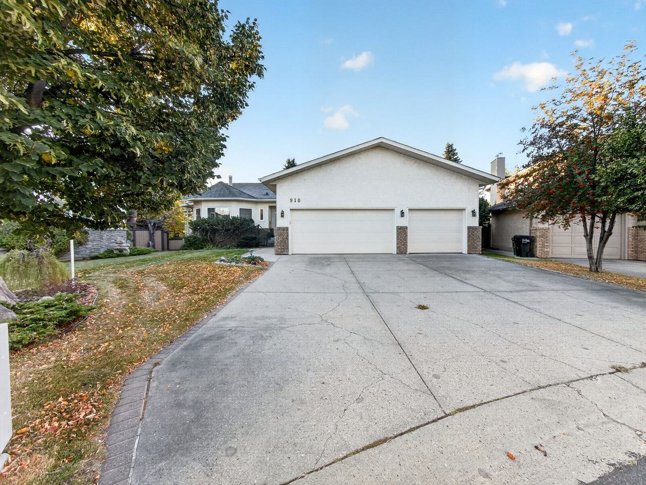 910 Burley Dr Nw - Photo 2 of 47