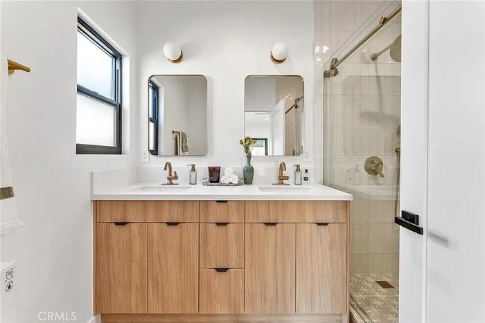 1605 1/2 N Kingsley Dr #1604 - Photo 7 of 15