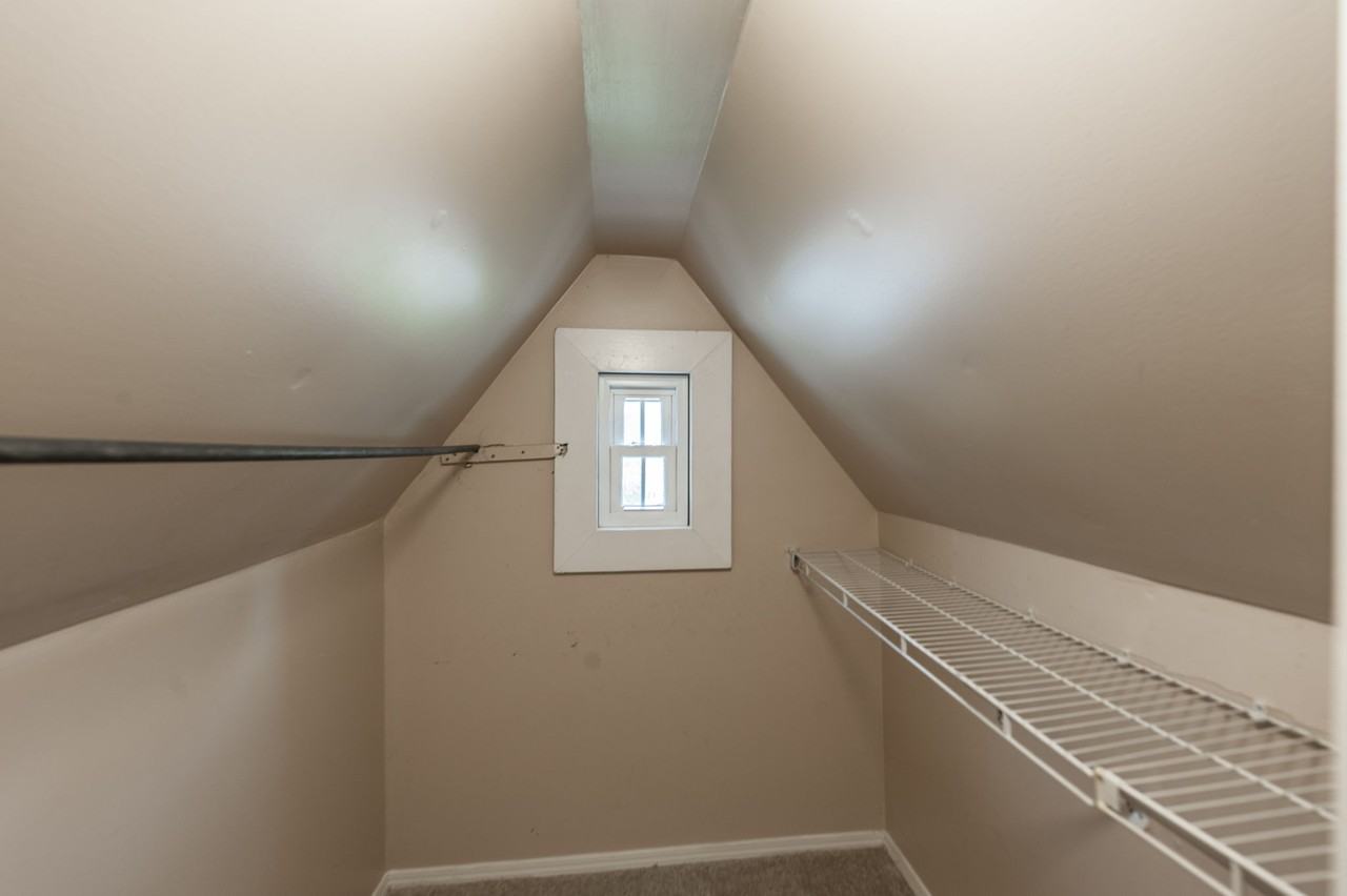 2942 Primrose Cir #NA - Photo 2 of 19