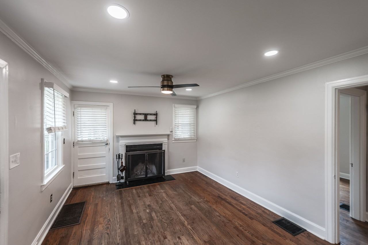 2942 Primrose Cir #NA - Photo 4 of 19