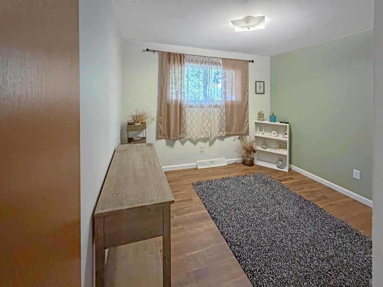 440 Jerelyn Ct #NA - Photo 4 of 16