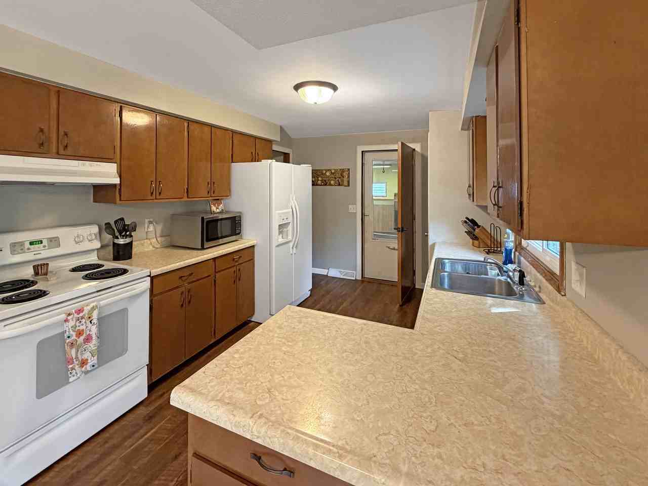 440 Jerelyn Ct #NA - Photo 6 of 16