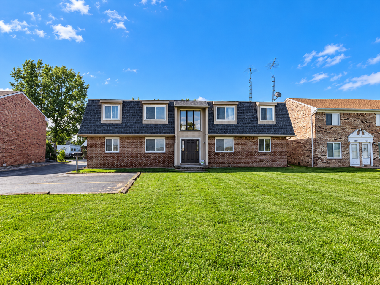 7335 Ayers Rd #D