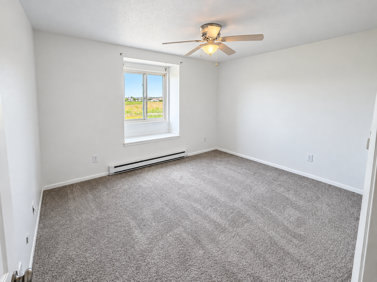 7335 Ayers Rd #D - Photo 4 of 11