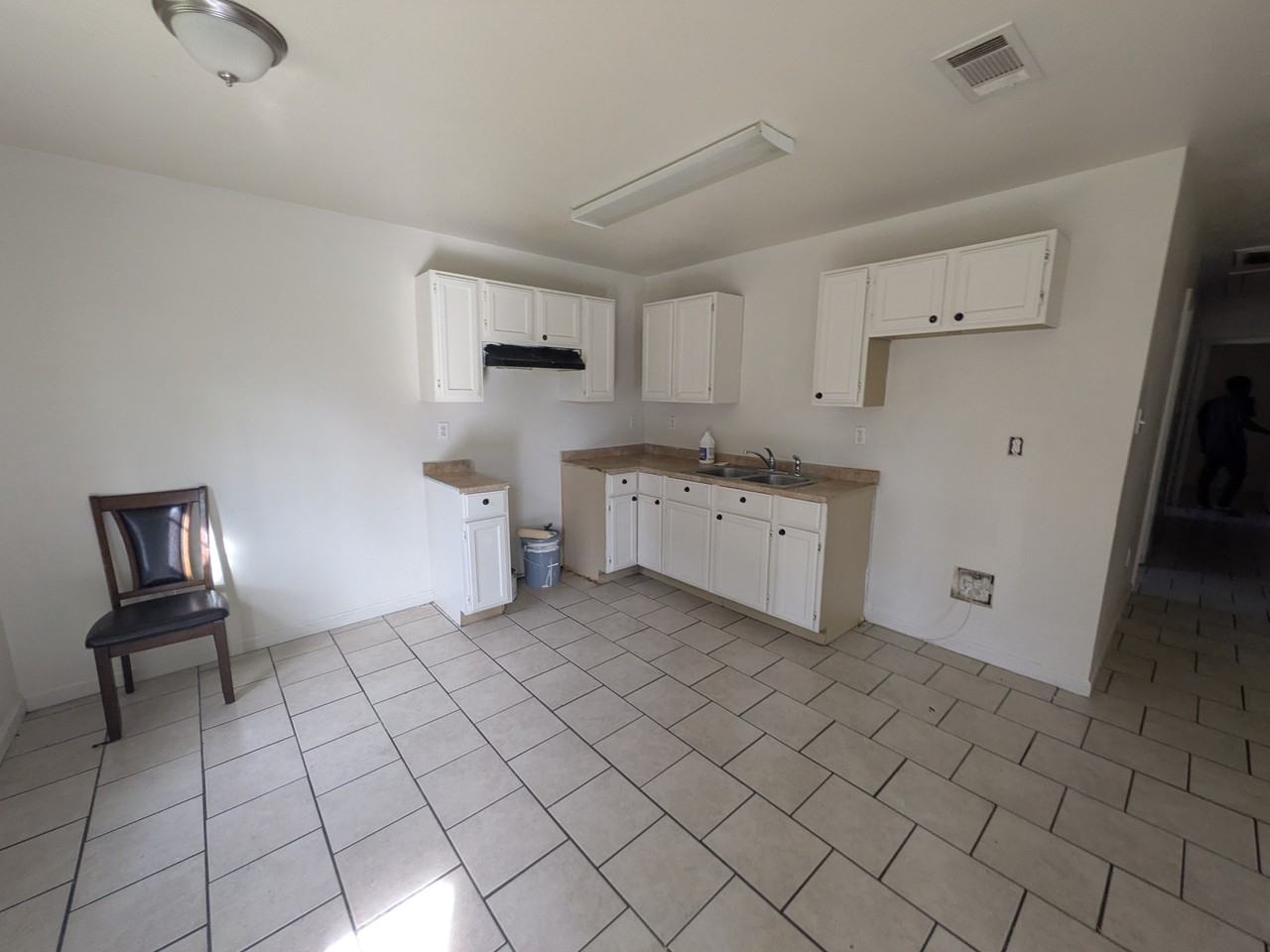 5333 Washington Ct #NA - Photo 2 of 9