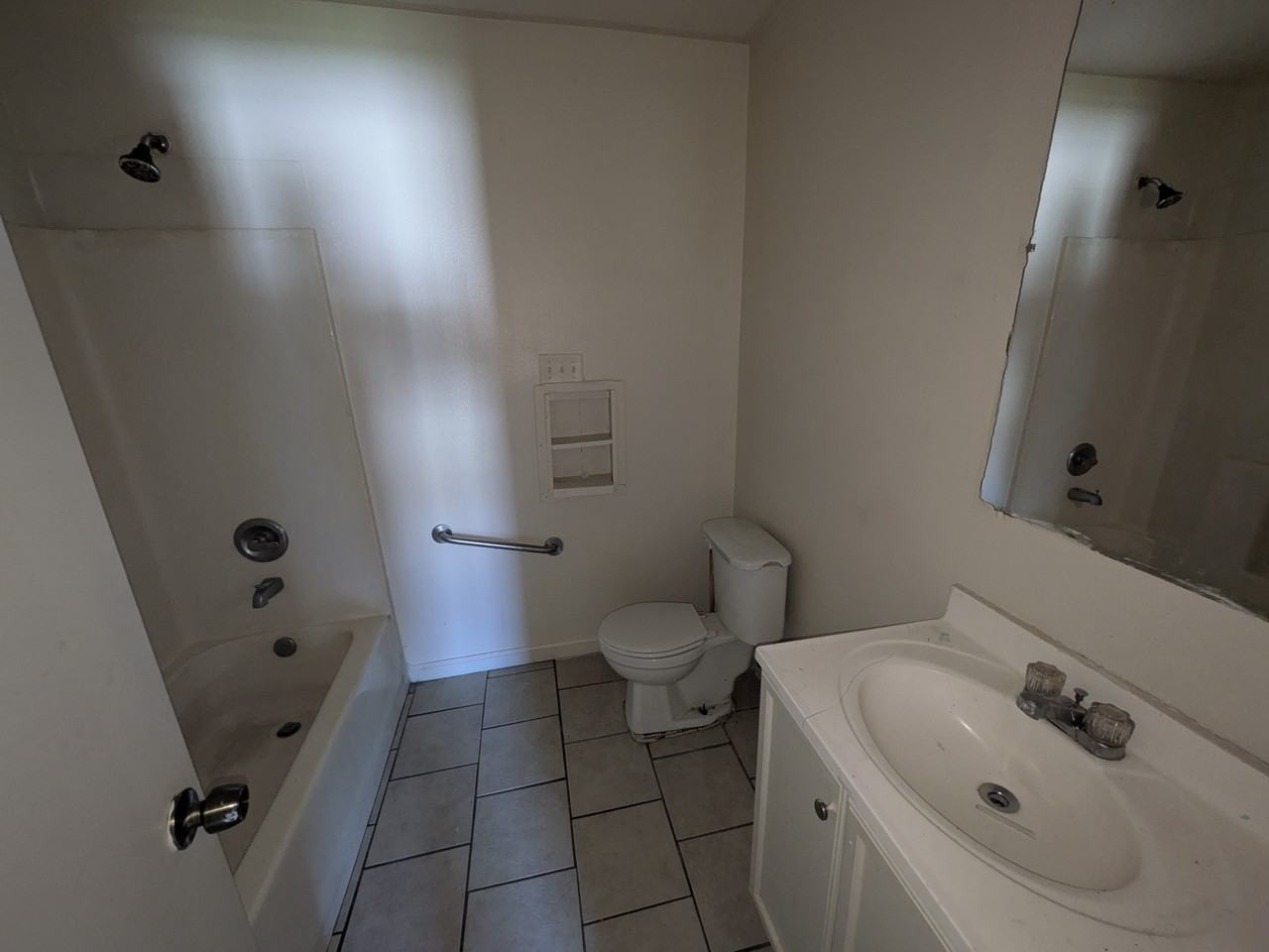 5333 Washington Ct #NA - Photo 5 of 9