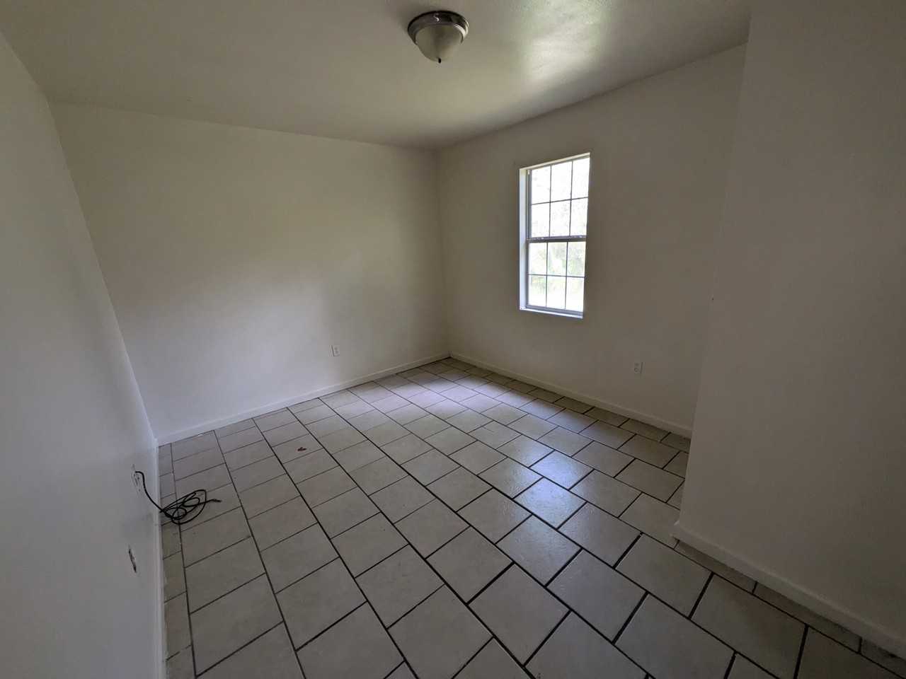 5333 Washington Ct #NA - Photo 7 of 9