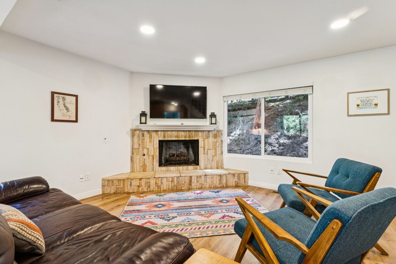 388 Merrimack Dr #NA - Photo 5 of 21