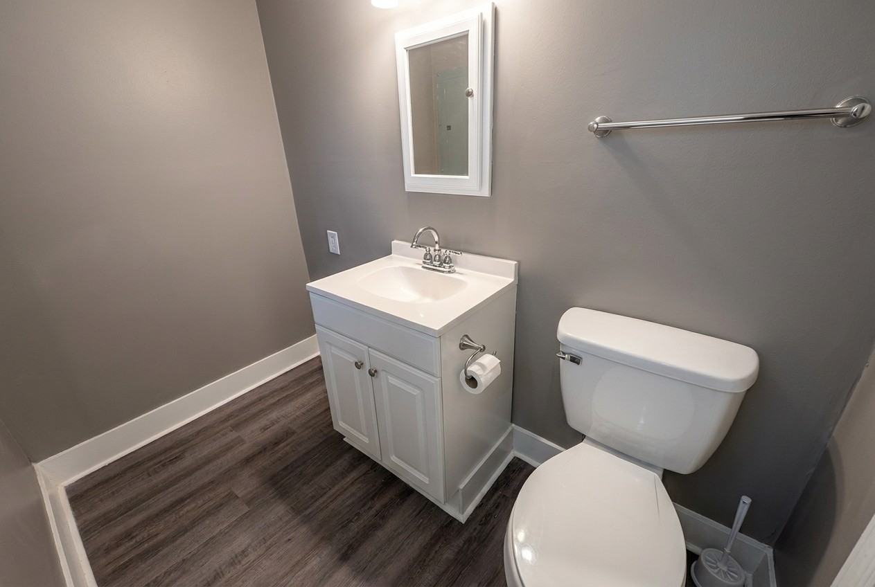 204 Carlton Dr #NA - Photo 4 of 14