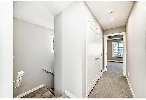 584 Chelsea Gdns - Photo 5 of 21
