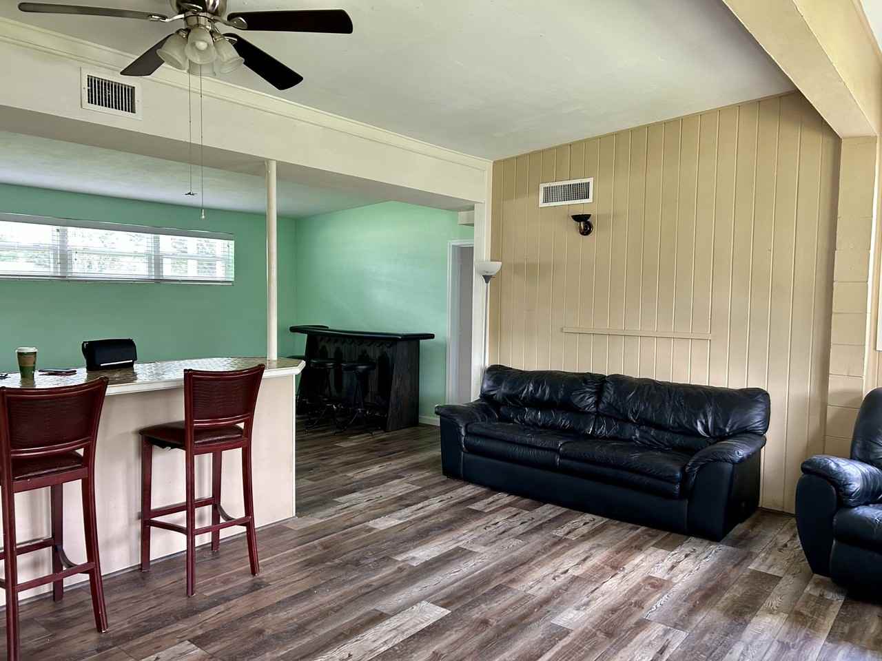 1242 Glynlea Rd #NA - Photo 2 of 24