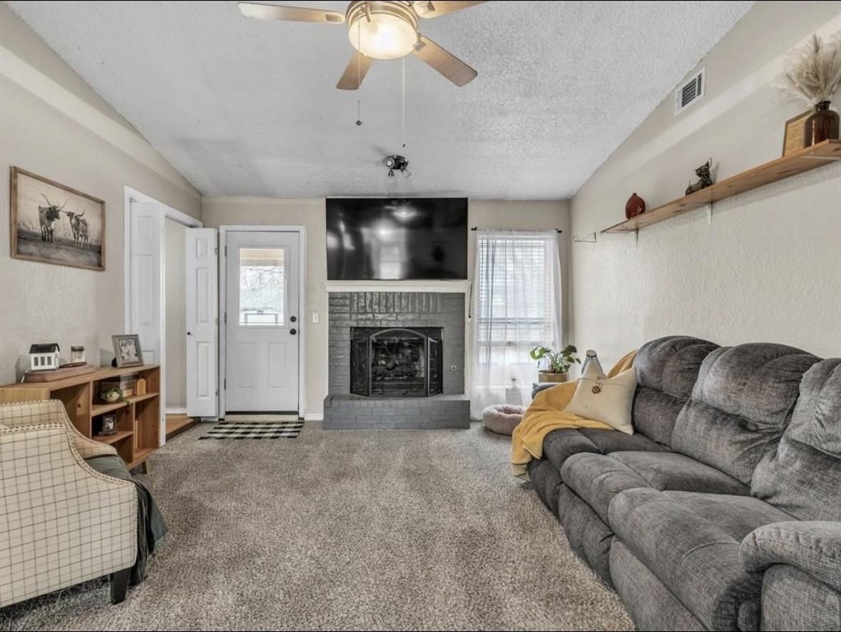 1034 W Kyle Way #NA - Photo 7 of 9